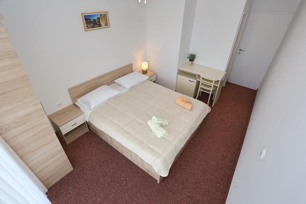Bed&Breakfast Nada Privlaka (Zadar) Quarto foto